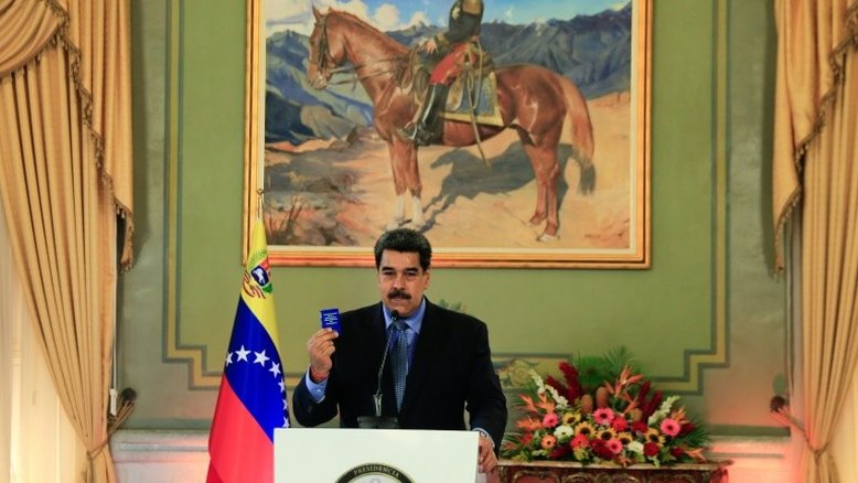 Maduro diz que Guaidó 'acabará fugindo' da Venezuela como Leopoldo López