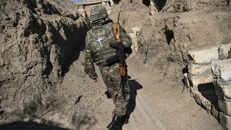 Azerbaijão e Armênia trocam acusações sobre violação do cessar-fogo