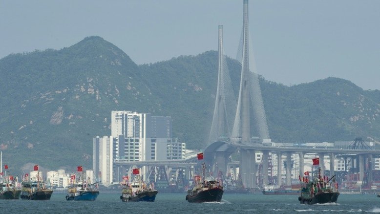 Hong Kong celebra "retorno da paz", mas anuncia dezenas de detenções