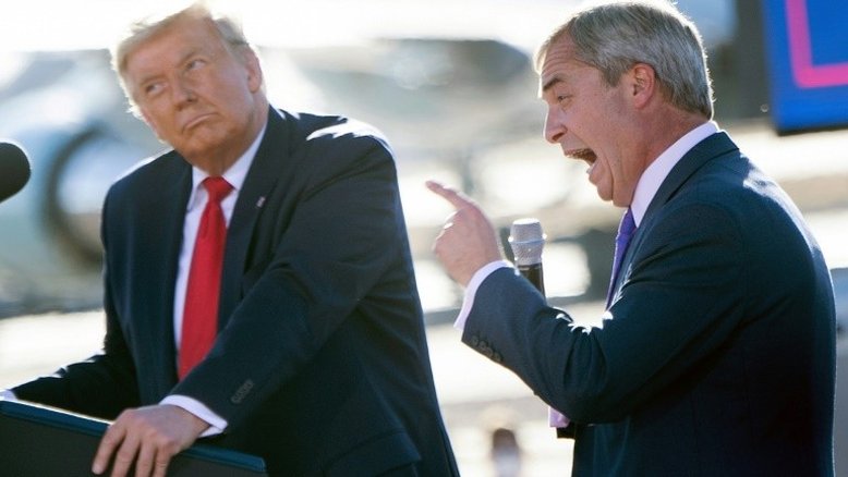 'Rei da Europa': Trump elogia líder pró-Brexit durante comício