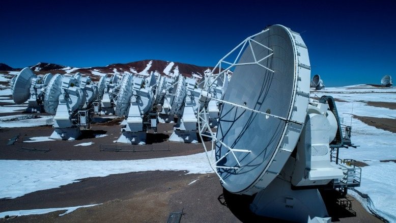 Maior radiotelescópio começa no Chile reabertura gradual após fechamento por pandemia