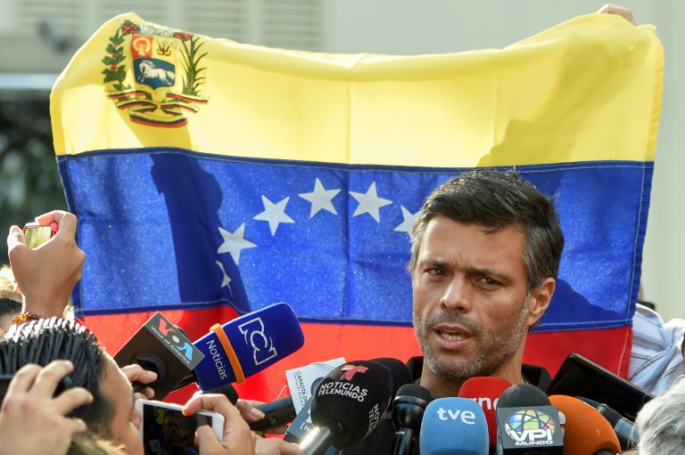 Pedro Sánchez recebe em Madri opositor venezuelano Leopoldo López
