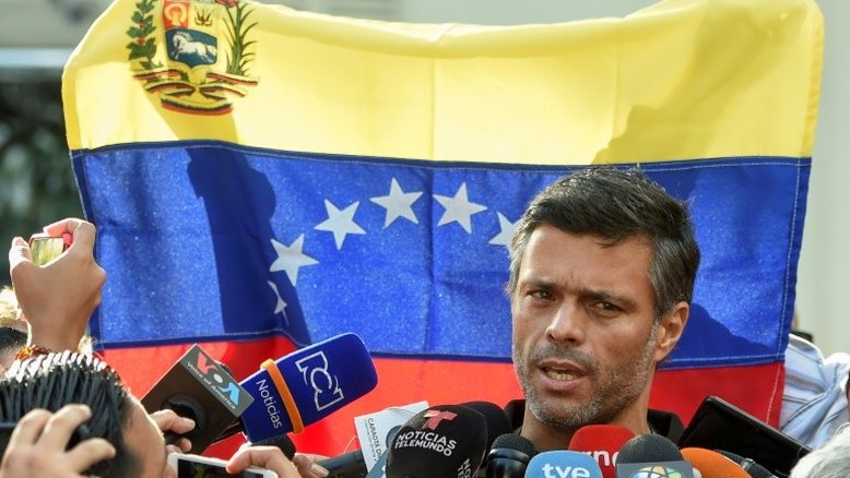 Pedro Sánchez recebe em Madri opositor venezuelano Leopoldo López