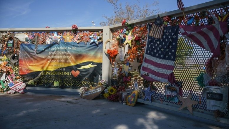 Após massacre, retórica de Trump divide El Paso na fronteira com México