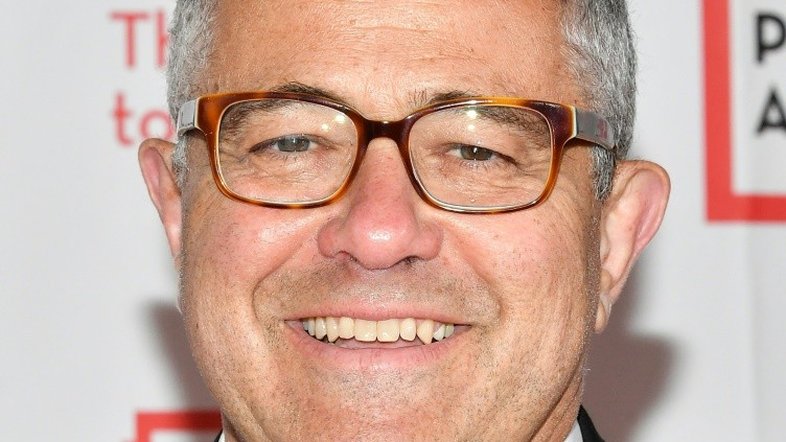 Escritor americano cai em desgraça após se masturbar durante reunião no Zoom