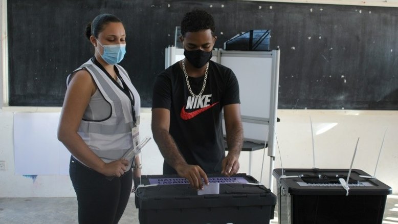 Ilhas Seychelles realizam eleições para decidir seu presidente e deputados