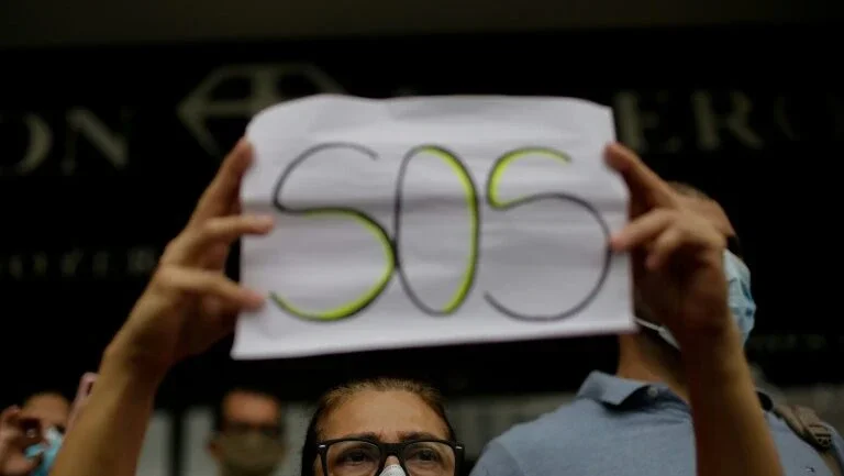 Venezuelanos bloqueados no Panamá pedem voo humanitário para voltar a seu país