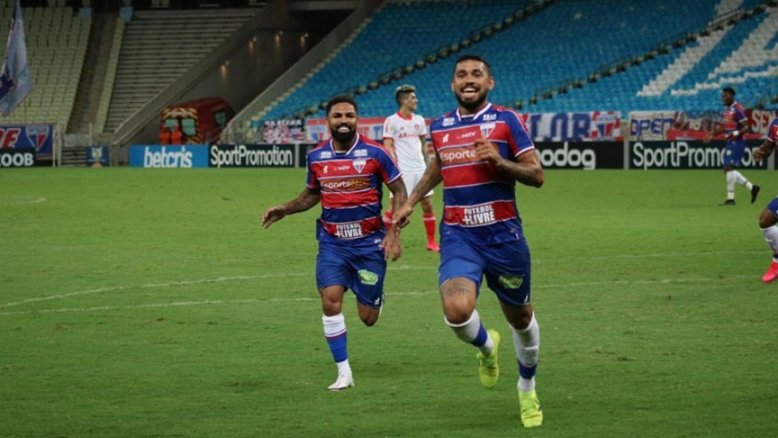 Fortaleza registra 12 casos de covid-19, sendo nove jogadores, após réveillon