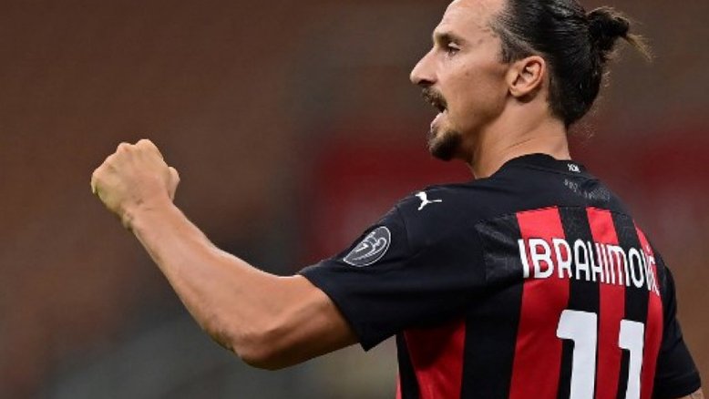 Ibrahimovic é convocado e retorna à seleção da Suécia após quatro anos e meio