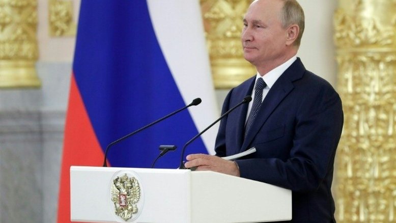 Putin convida chanceleres de Armênia e Azerbaijão para irem a Moscou