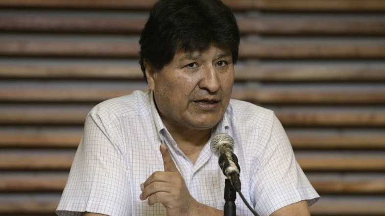 Morales indica que retorno à Bolívia poderá ser em 9 de novembro