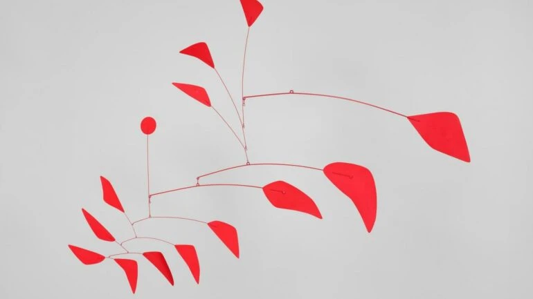 Alexander Calder e suas esculturas em movimento