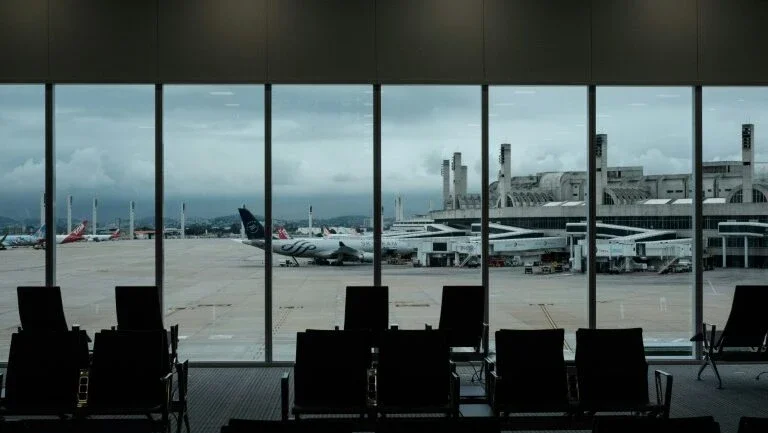 Aeroporto na Flórida diz ser o primeiro dos EUA a oferecer testes rápidos de covid-19