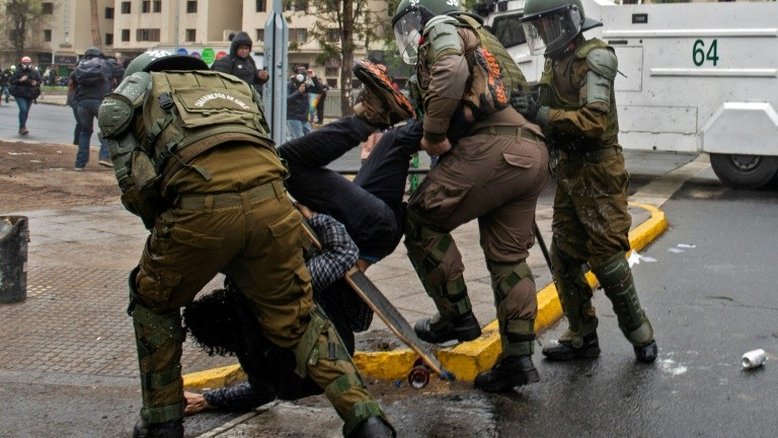 Quase um ano após protestos no Chile, AI denuncia violações "generalizadas" aos DH