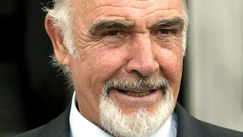 Sean Connery, o primeiro e "melhor" James Bond, morre aos 90 anos
