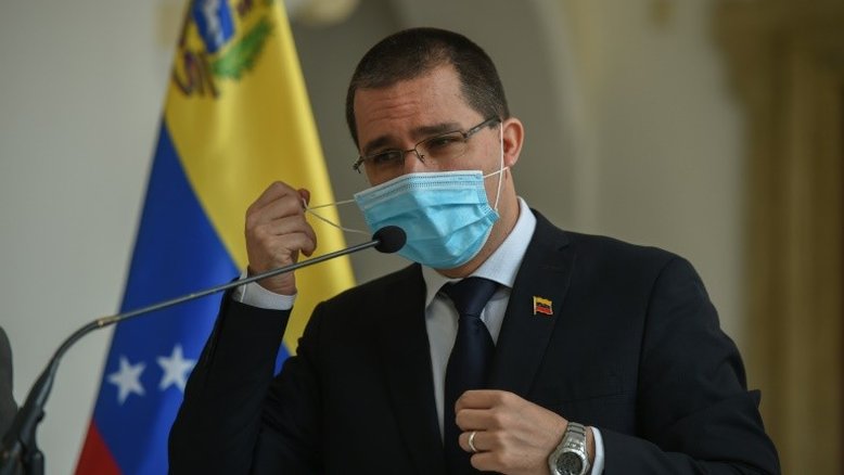'Inadmissível', diz governo de Maduro sobre pedido da UE para adiar legislativas