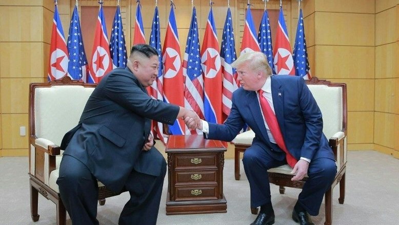 Como o fascínio de Trump por 'líderes fortes' influenciou a diplomacia americana