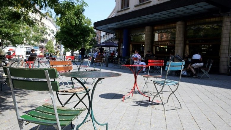 Cafés e restaurantes serão fechados na Bélgica por quatro semanas por covid-19