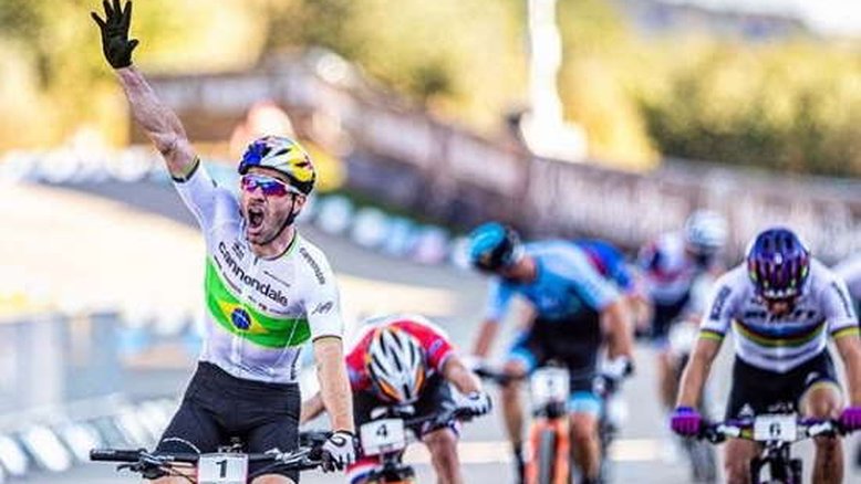 Avancini faz réplica da pista de mountain bike olímpica para brilhar em Tóquio
