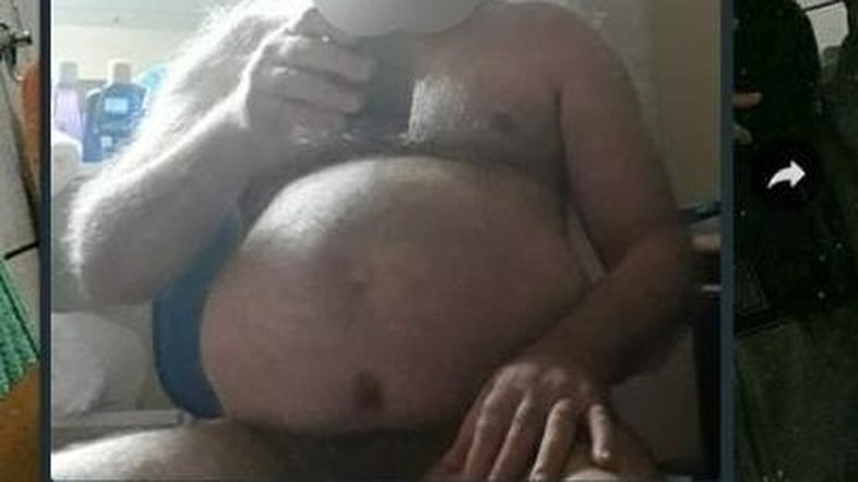 Professor manda foto nu para alunos do 7º ano em Campinas
