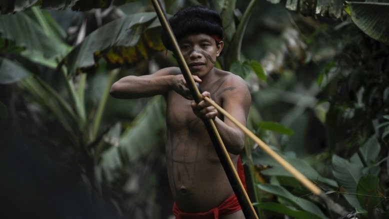 Casos de Covid-19 disparam em terra yanomami brasileira, segundo comunicado
