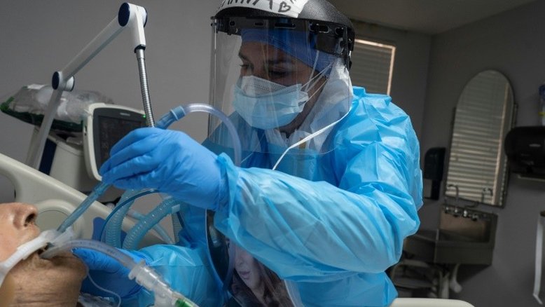 Hospitais dos EUA sob pressão por causa do coronavírus