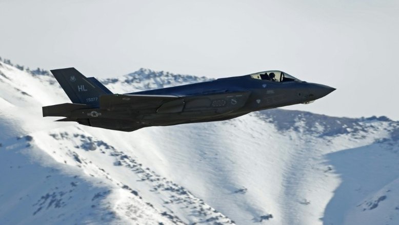 EUA ratifica venda de caças F-35 aos Emirados Árabes