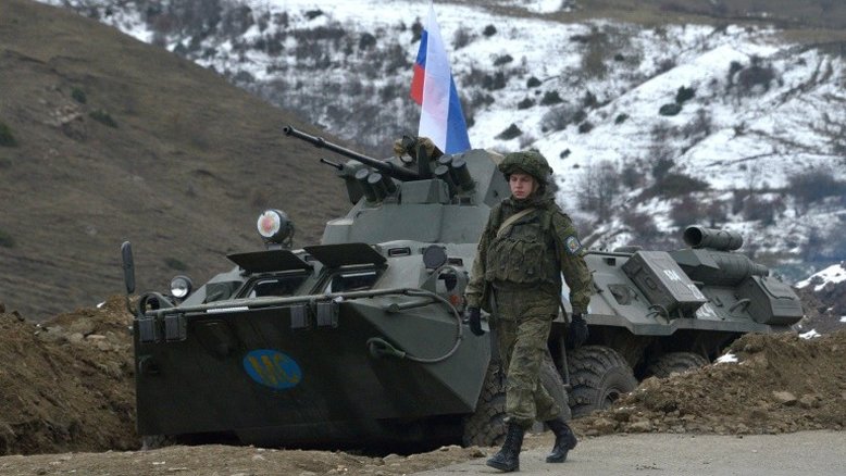 Calma e ansiedade na única estrada entre Karabakh e Armênia