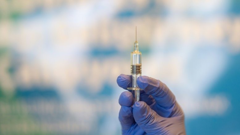 Vacina contra covid-19 coloca fundadores da BioNTech sob holofotes