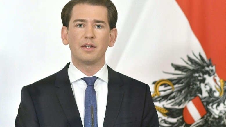Áustria endurece restrições, escolas e lojas fecharão