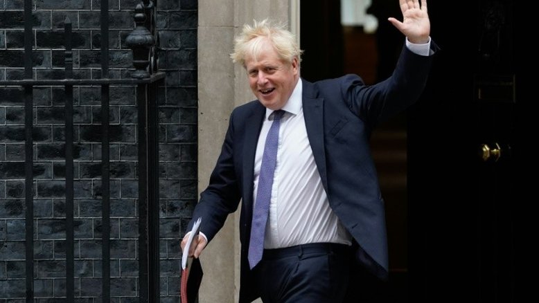 Boris Johnson apresenta planos para desconfinamento