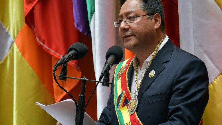 Novo governo boliviano restabelece relações com Venezuela de Maduro