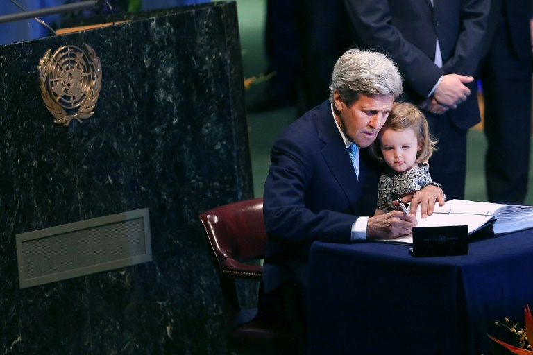 John Kerry passa a ser homem forte de Biden para o clima