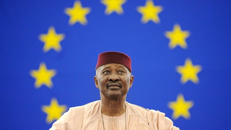 Ex-presidente do Mali Amadou Toumani Touré morre aos 72 anos