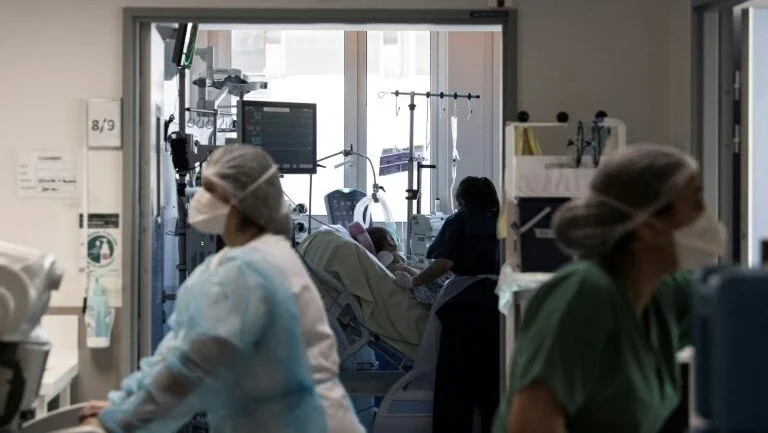SP: Casos de Covid ocupam 84% das UTIs em hospitais privados
