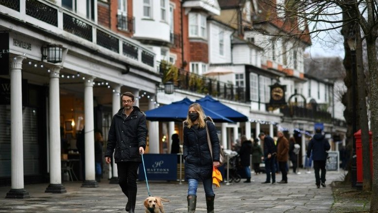 Severas restrições contra covid-19 revoltam ingleses da conservadora Tunbridge Wells