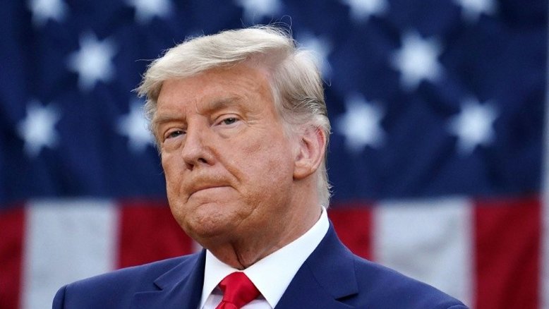 Blogueiro apoiador de Bolsonaro fala sobre fraude em eleições dos EUA e Trump compartilha