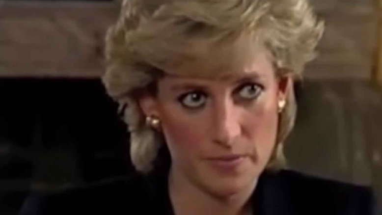 Jornalista acusou Príncipe Charles de traição para conseguir entrevista com Diana