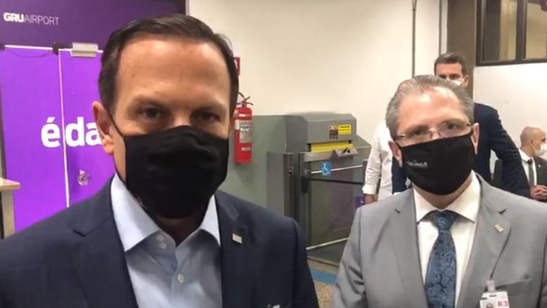 Doria vai a Guarulhos para entrega de primeiras doses da Coronavac