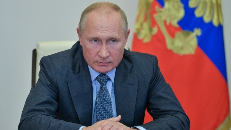 Bolsonaro divulga elogios de Putin a suas 'qualidades masculinas' e 'coragem'