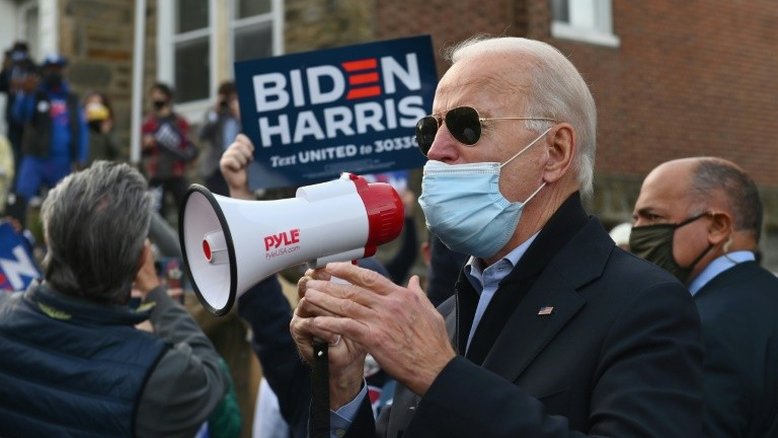 Biden comete uma série de lapsos vergonhosos no dia da eleição presidencial americana