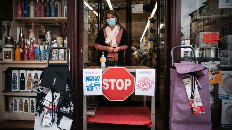 'Injusto!': Cresce onda de indignação por fechamento de comércios para frear a pandemia na França