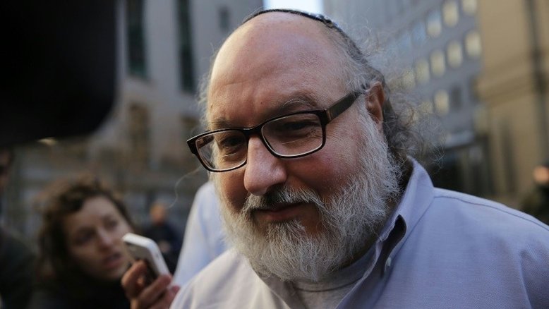 Ex-espião que passou 30 anos preso nos EUA chega a Israel