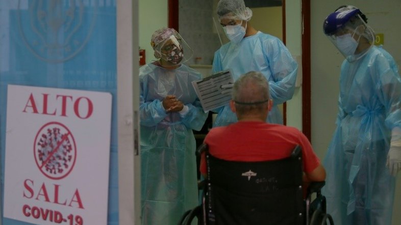 Panamá vai contratar médicos de outros países para ajudar em pandemia