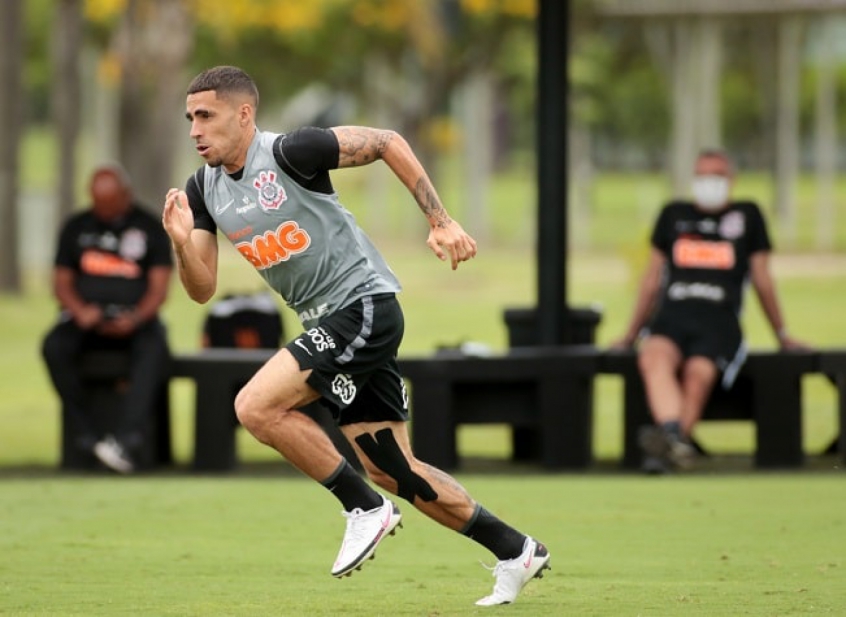 Com 'folga' na tabela, Corinthians quer manter concentração para não perder o embalo no Brasileirão