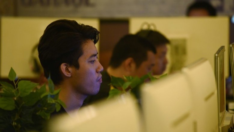 EUA restringe vistos para chineses que intimidam dissidentes e minorias online
