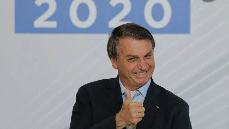 PT apresenta novo pedido de impeachment contra Bolsonaro por apologia à tortura