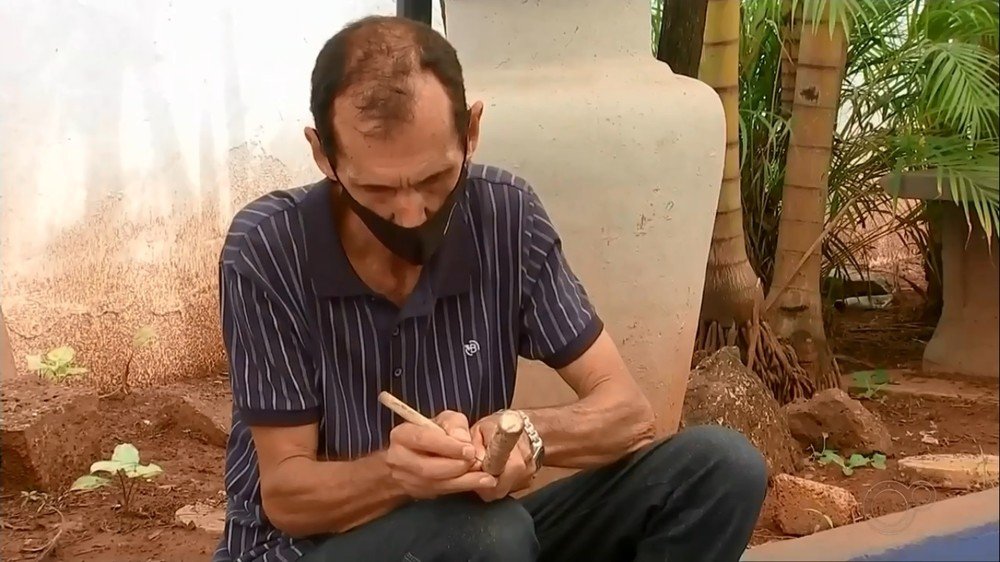 Com bucha vegetal, esponja de aço e casca de árvore, artesão faz presépios no interior paulista 3 Com bucha vegetal, esponja de aço e casca de árvore, artesão faz presépios no interior paulista