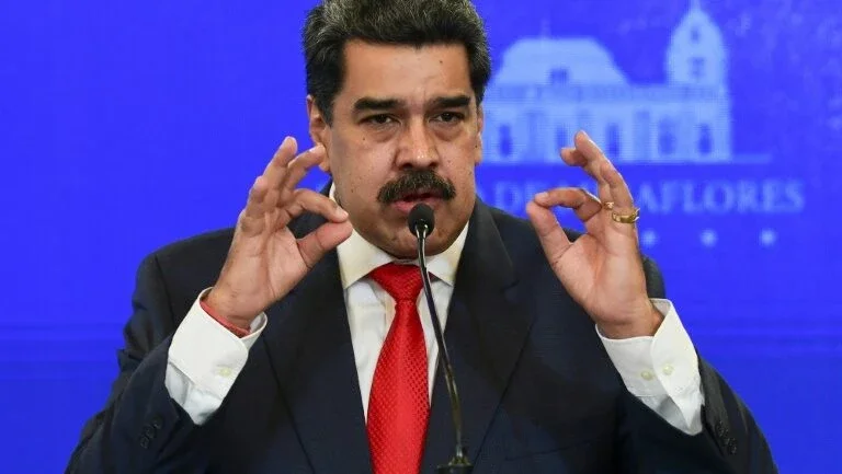 Maduro espera abrir canais de 