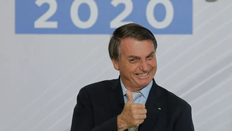 O presidente Jair Bolsonaro durante ato em Brasília, 9 de dezembro de 2020 -